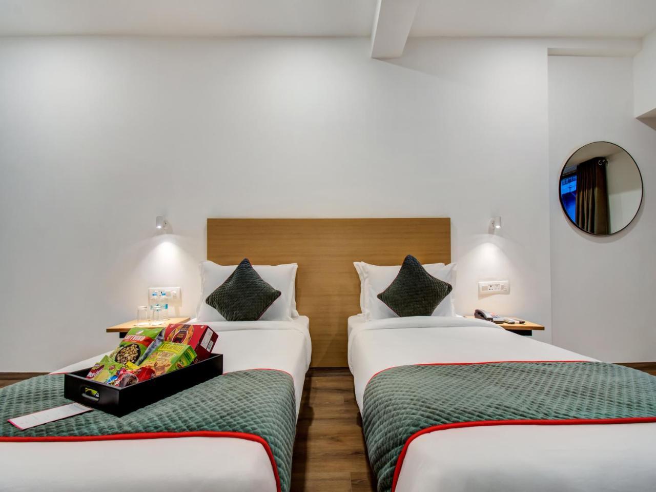 Oyo Townhouse 66 Nagpur Station Ca Road Hotel Luaran gambar